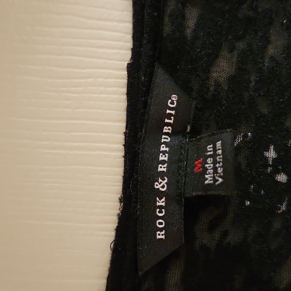 Rock & Republic burn out shirt accented sleeves wings with studs design. MED - Picture 2 of 7